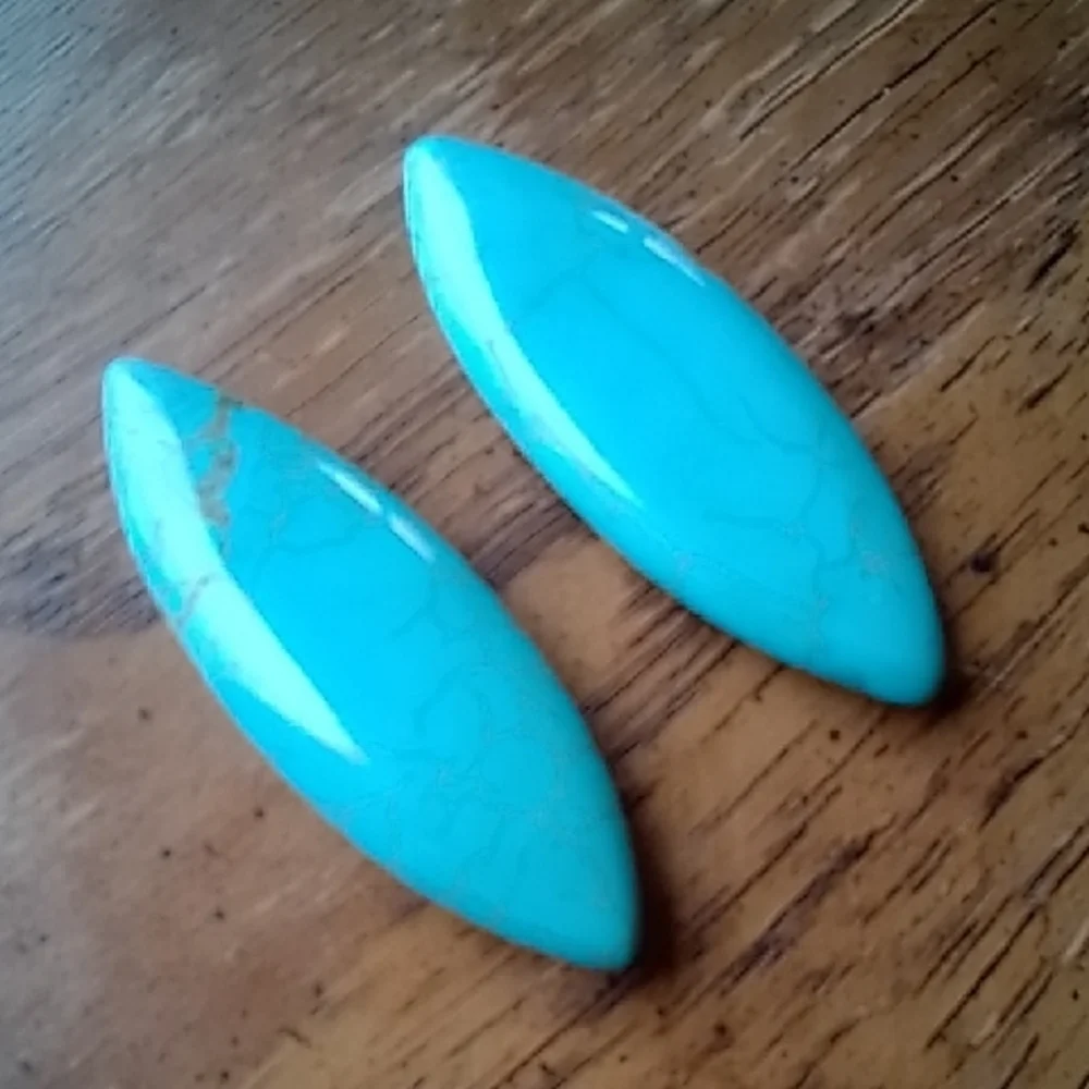 Turquoise Crystal Cabochons!!! - Picture 1 of 4